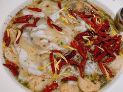 老坛酸菜鲈鱼-江渔儿酸菜鱼(常平翔龙天地店)