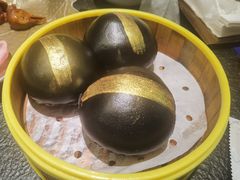 黑金流沙包-蝴蝶里·粤菜·点心(滨江龙湖店)