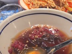 -川流不息·地道川菜·小龙虾(新松江路店)