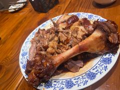 -老天桥酱肉烧饼夹肘子(天桥店)