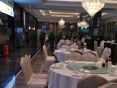 -万龙洲海鲜(大兴绿地缤纷城店)