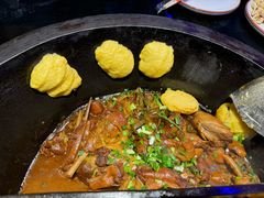 -鱼窝棚柴火铁锅炖(富山屯店)