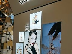 -CHANEL(恒隆广场店)