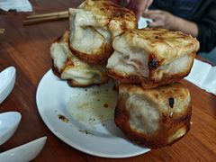 -宝瑞门钉肉饼店