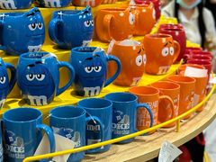-m豆巧克力世界(上海世茂广场店)