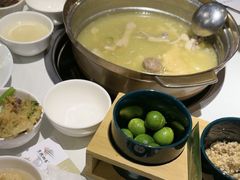 -烹然四季椰子鸡火锅(姚家园万象汇店)