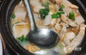 Freshwater Clam with Salted Pork