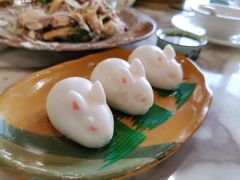 椰汁小白兔-港美茗点名菜(万江店)