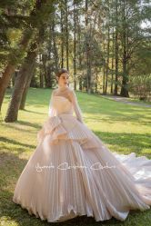 -Renee芮亦婚纱(原丽莎)