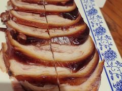 -老天桥酱肉烧饼夹肘子(天桥店)