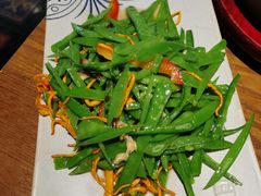 -云海肴·汽锅鸡·云南菜(天山百盛优客店)