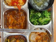 -北京海之沃沃尔沃4S店(四元桥店)