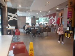 大堂-麦当劳(田林好又多店)