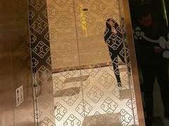 -上海龙之梦万丽酒店