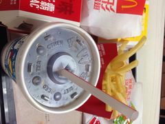-麦当劳(湛江大厦店)