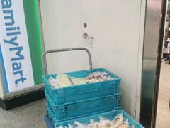 -全家便利店(上海南站站店)