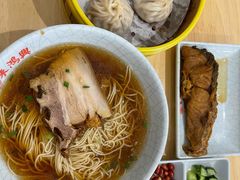 爆鱼焖肉面-朱鸿兴面馆(镇湖店)