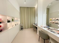 -Two  Monkeys 孕婴写真馆(龙华店)