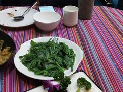 -香巴拉云南餐厅(华莱坞店)