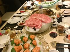 -余欢领鲜火锅(新街口店)