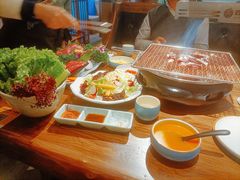 -明洞阿姨·韩式酱蟹烤肉·创意料理(三元桥店)