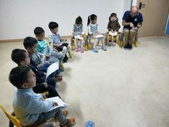 -瑞丁熊原版阅读(大华校区)