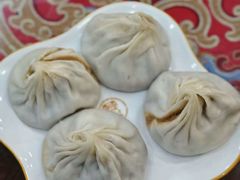 -笑来喜馄饨小笼工坊(通扬路店)