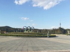-汇泉广场