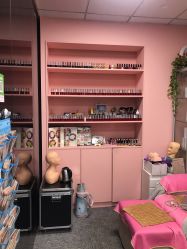 -斐尔国际皮肤管理中心