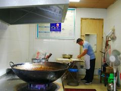 -邓记新一代糖油果子(四川煤管局供销公司职工宿舍店)
