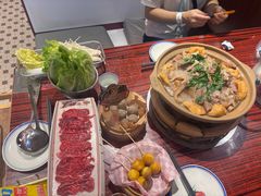 -沙胆彪炭炉牛杂煲(上海日月光广场店)