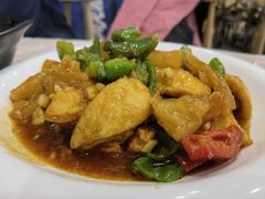 -江城燕子大排档(江汉路步行街店)