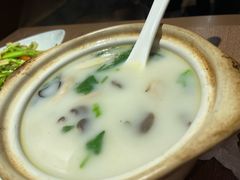 大补牛骨汤-周家二小姐的菜(西津渡店)