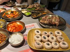 -草家酱蟹炭火烤肉店(珲春南路一店)