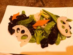 清炒时蔬-贯贯吉·清真餐厅(浙江中路店)