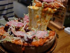 -Dragon Pizza•圆脸龙披萨·牛排餐厅
