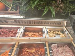 -金滏山烤肉·海鲜·火锅自助餐厅(襄阳万达店)