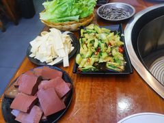 -曹丞相·地锅鸡·地锅鱼(武林店)