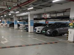 -经纬汇-停车场