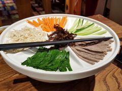 鸡丝凉米线-云海肴·汽锅鸡·云南菜(美罗城店)