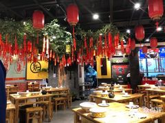 大堂-满园烤鸭·春饼(华强广场店)