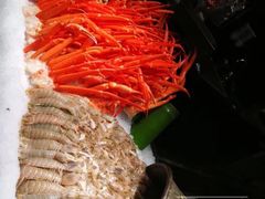 三文鱼-钱小奴海鲜自助黑金店(杭州滨江龙湖店)