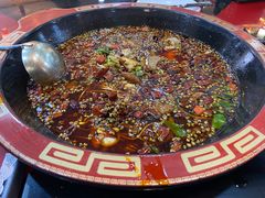-烧哥美蛙肥肠鱼火锅·十五年社区店