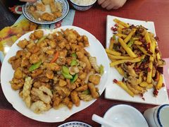 鸿运八珍豆腐-桃子餐厅·天津菜(红星路直营店)