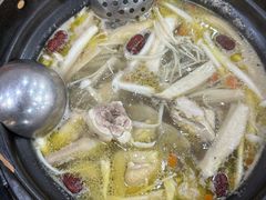 -濠轩阁特色生蚝火锅(水湾路店)
