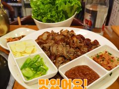 猪蹄-咕咕站韩国料理(紫金港店)