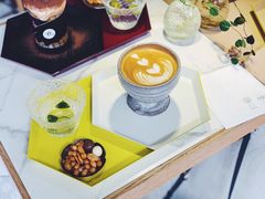 -茶是一枝花泡茶店