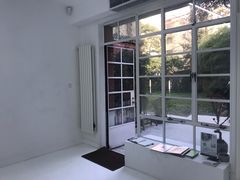 -胶囊画廊