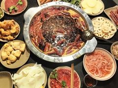 -洞亭火锅(防空洞总店)