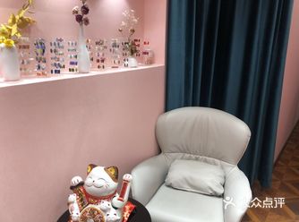 陪朋友脱毛感觉挺好的一家店